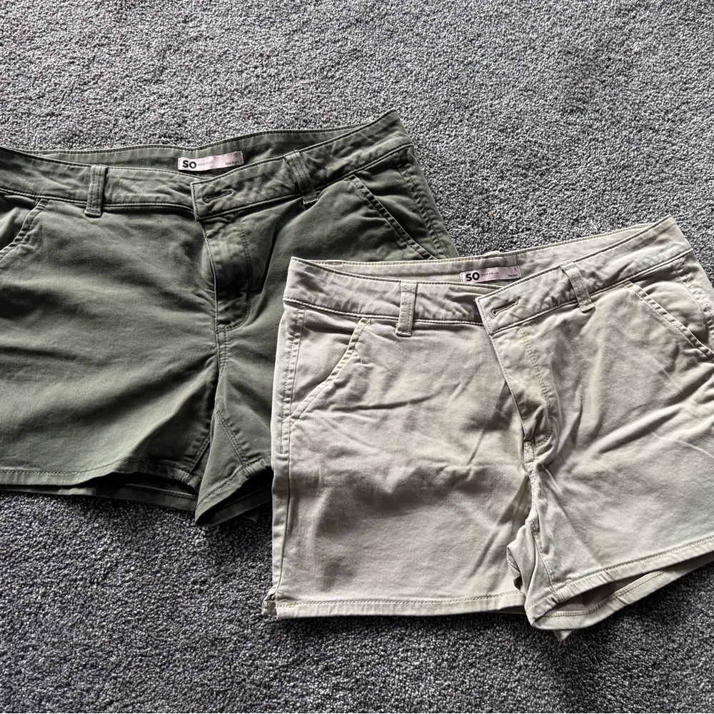 SO Green and Tan Cargo Shorts Cotton Blend
